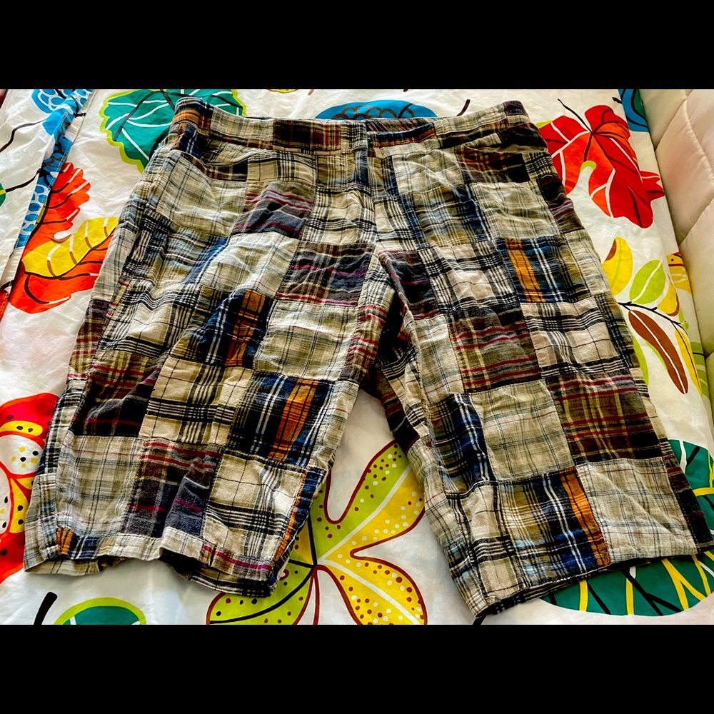 Bermuda shorts by S&D